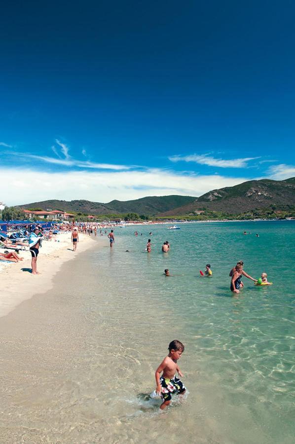 Appartamenti Casa Pineta Marina di Campo Bagian luar foto